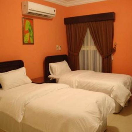 Villa Hotel Apartments Al Khobar Exteriör bild