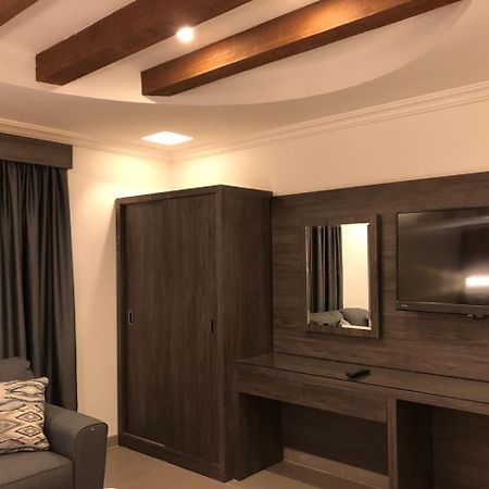 Villa Hotel Apartments Al Khobar Exteriör bild