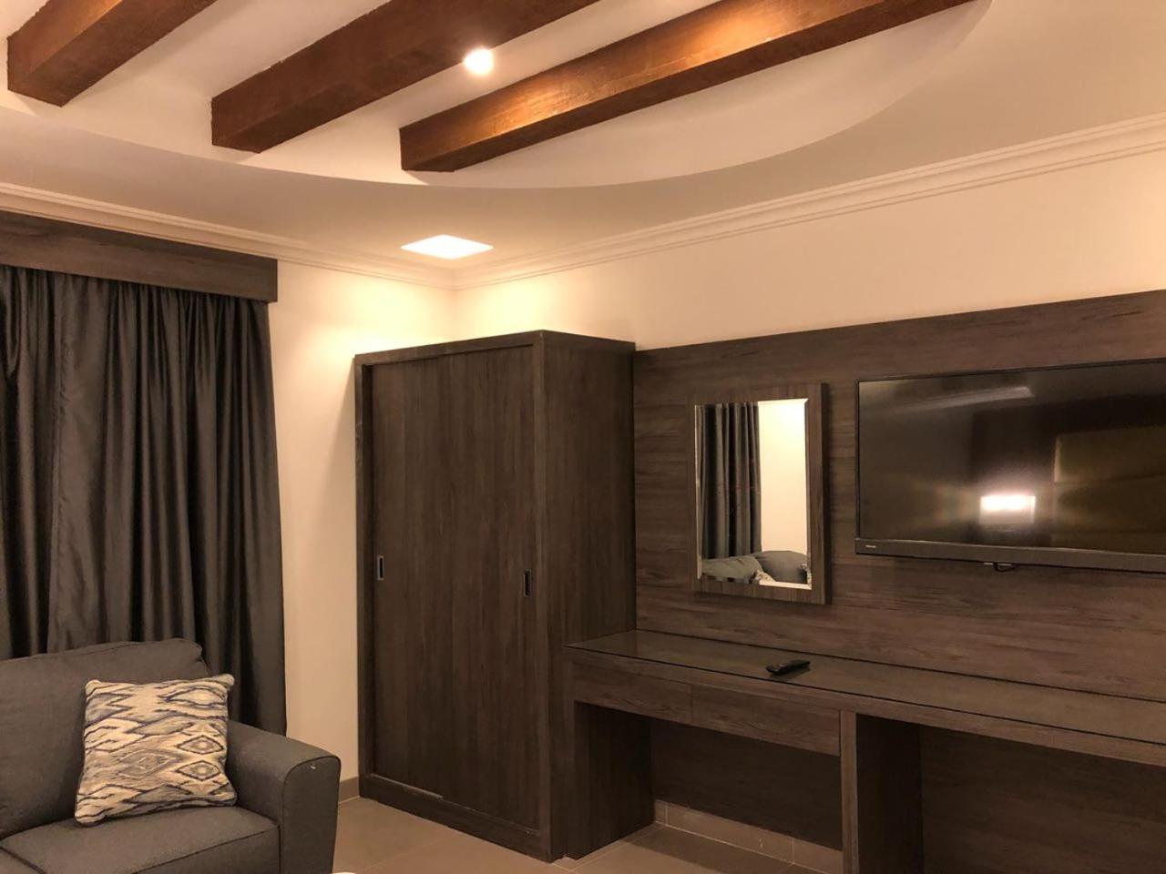 Villa Hotel Apartments Al Khobar Exteriör bild