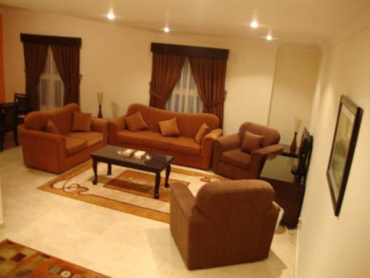 Villa Hotel Apartments Al Khobar Exteriör bild